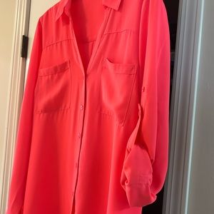 EXPRESS Large blouse